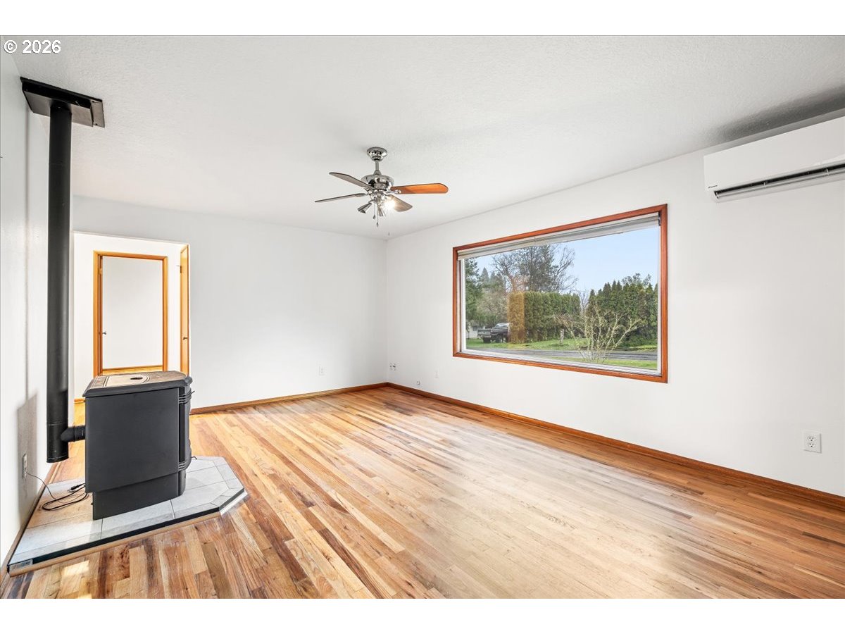 45777 Southwest Maple Lane Gaston, OR 97119 - Photo 10 of 48