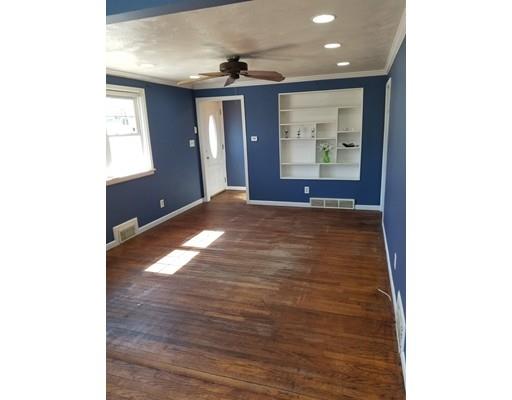 38 Tourigny Street Springfield, MA 01104 - Photo 5 of 15 Gallery Image 5