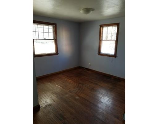 38 Tourigny Street Springfield, MA 01104 - Photo 10 of 15 Gallery Image 10