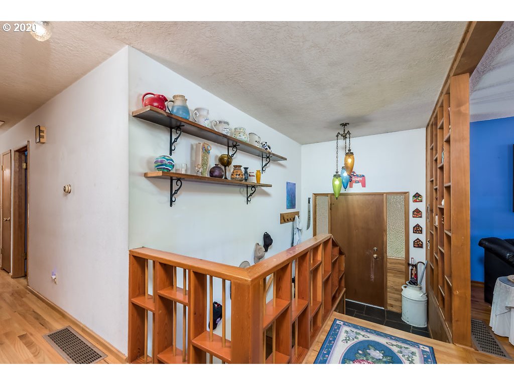 19462 Beutel Road Oregon City, OR 97045 - Photo 15 of 32 Gallery Image 15