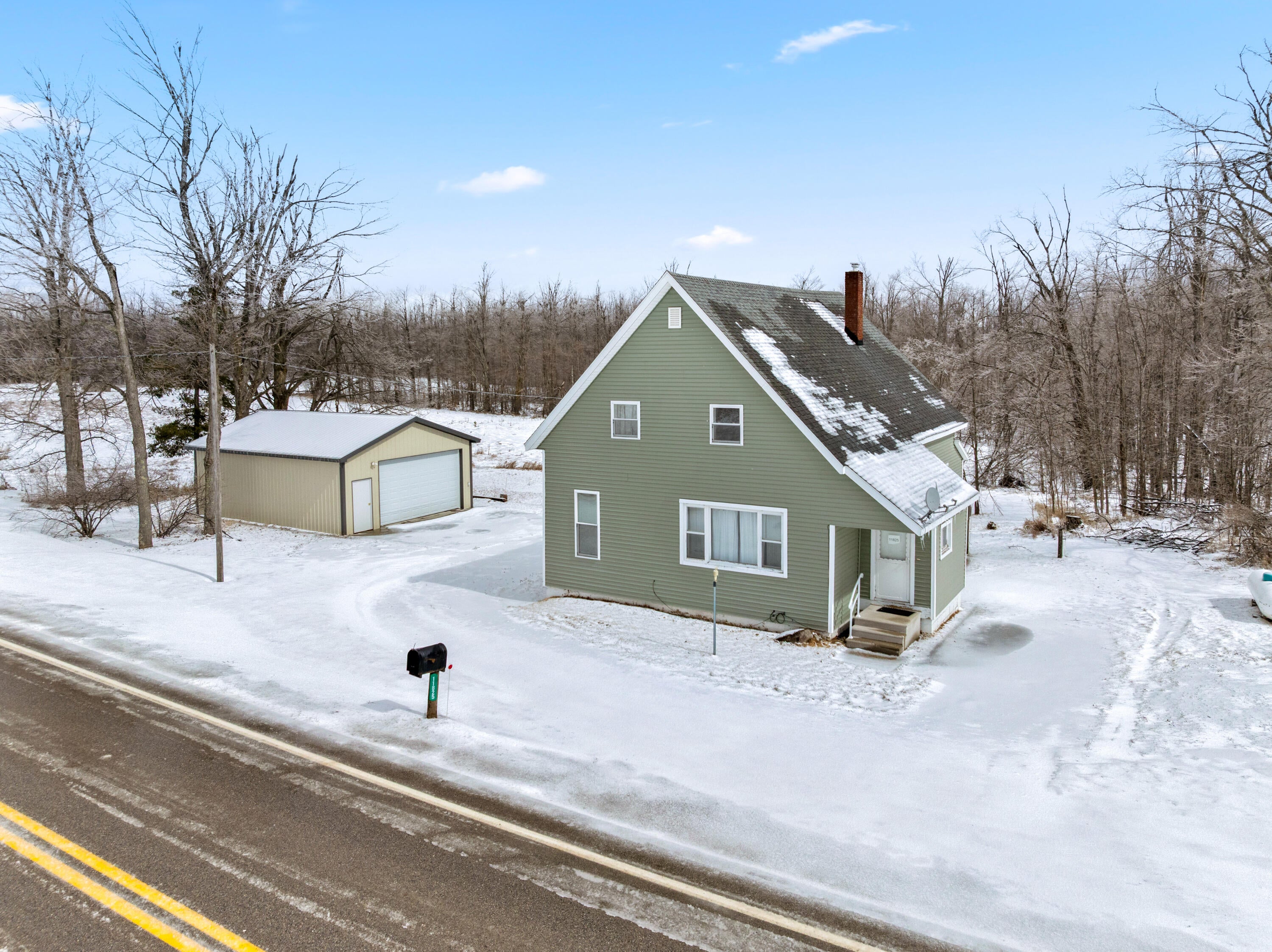 11825 Meridian Line Road Johannesburg, MI 49751 - Photo 1 of 45 11825 Meridian Line Rd