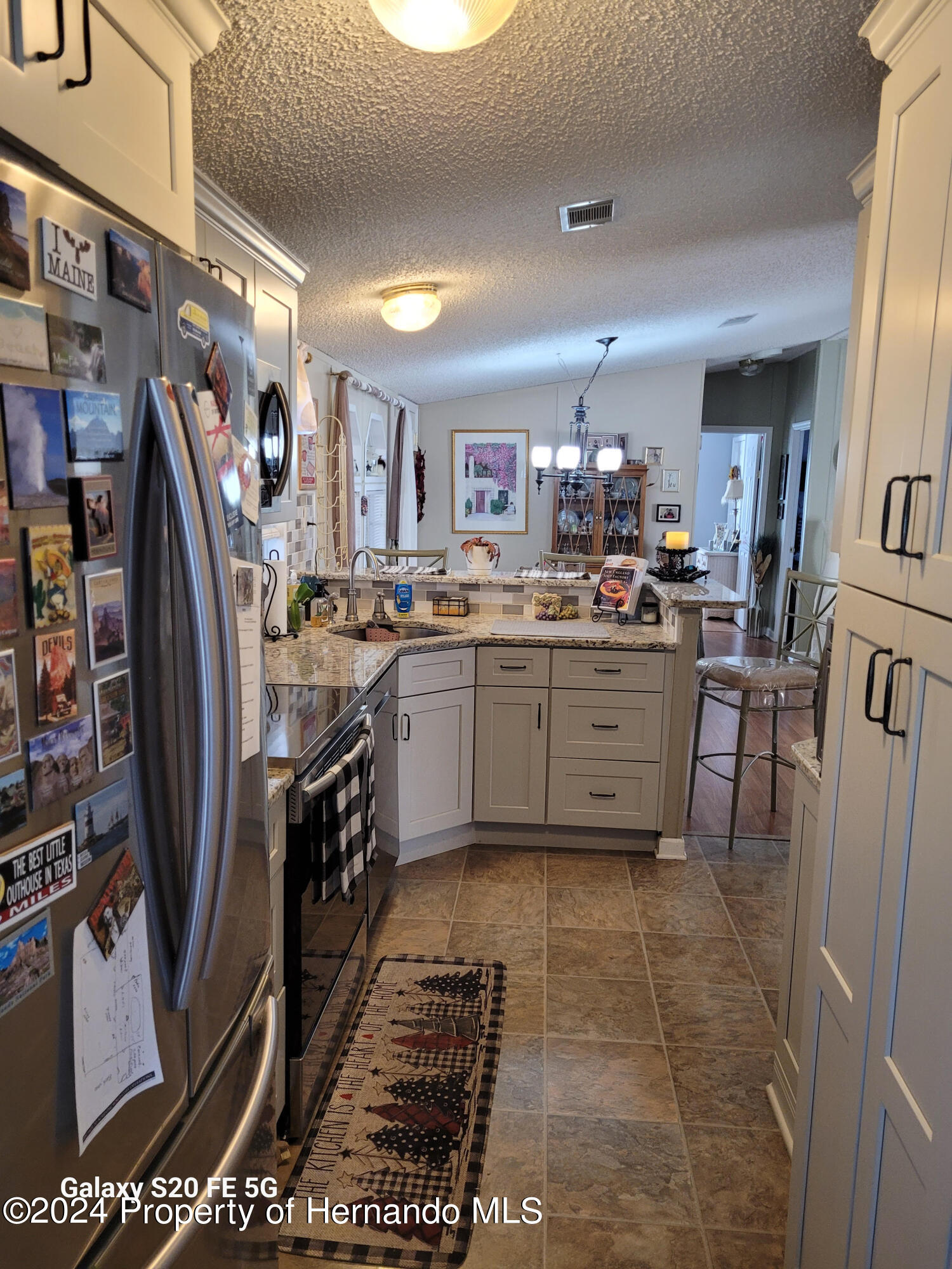14902 Rialto Avenue Brooksville, FL 34613 - Photo 10 of 55 kitchen 12
