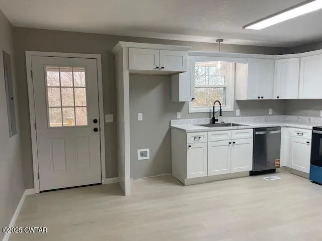 a view of room with window