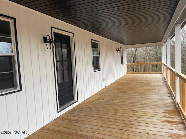 157 Doster Road McKenzie, TN 38201 - Photo 3 of 23 a view of a hallway