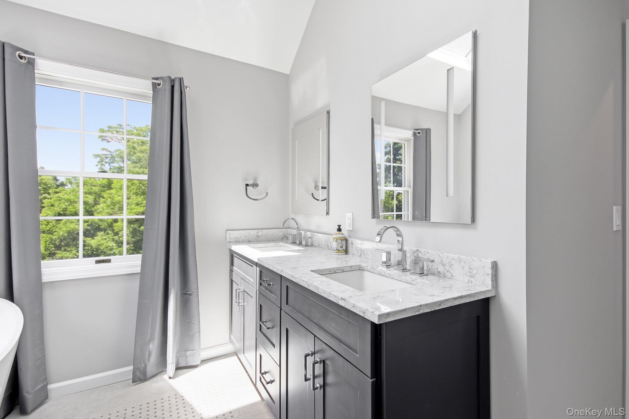 104 Mountain View Road Cortlandt Manor, NY 10567 - Photo 25 of 48