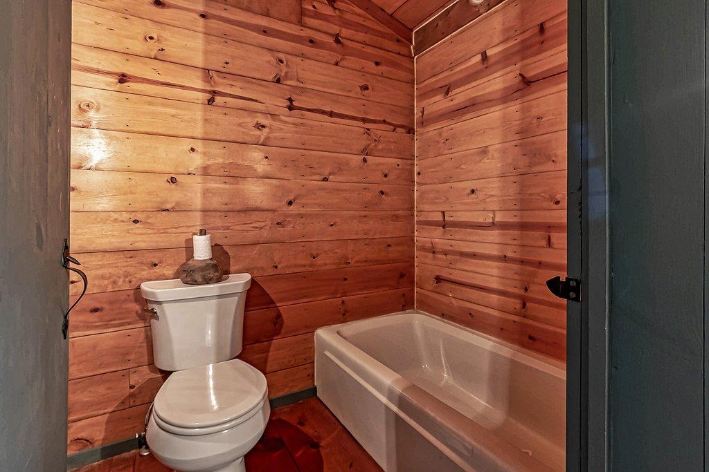 9138 Kinney Road Mount Vernon, OH 43050 - Photo 19 of 28 Gallery Image 19