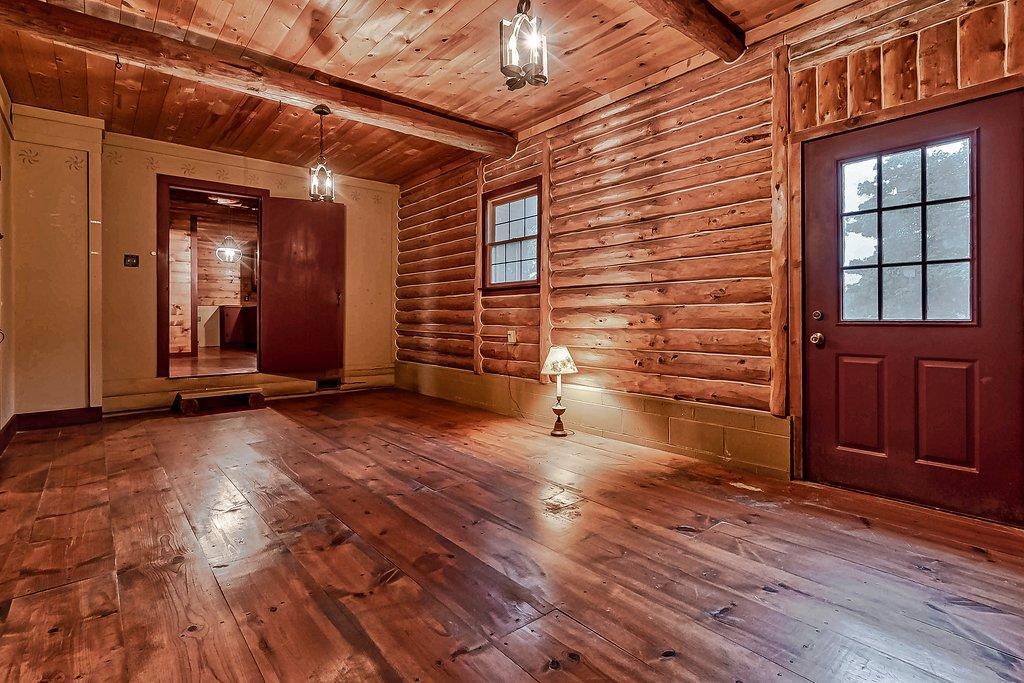 9138 Kinney Road Mount Vernon, OH 43050 - Photo 10 of 28 Gallery Image 10