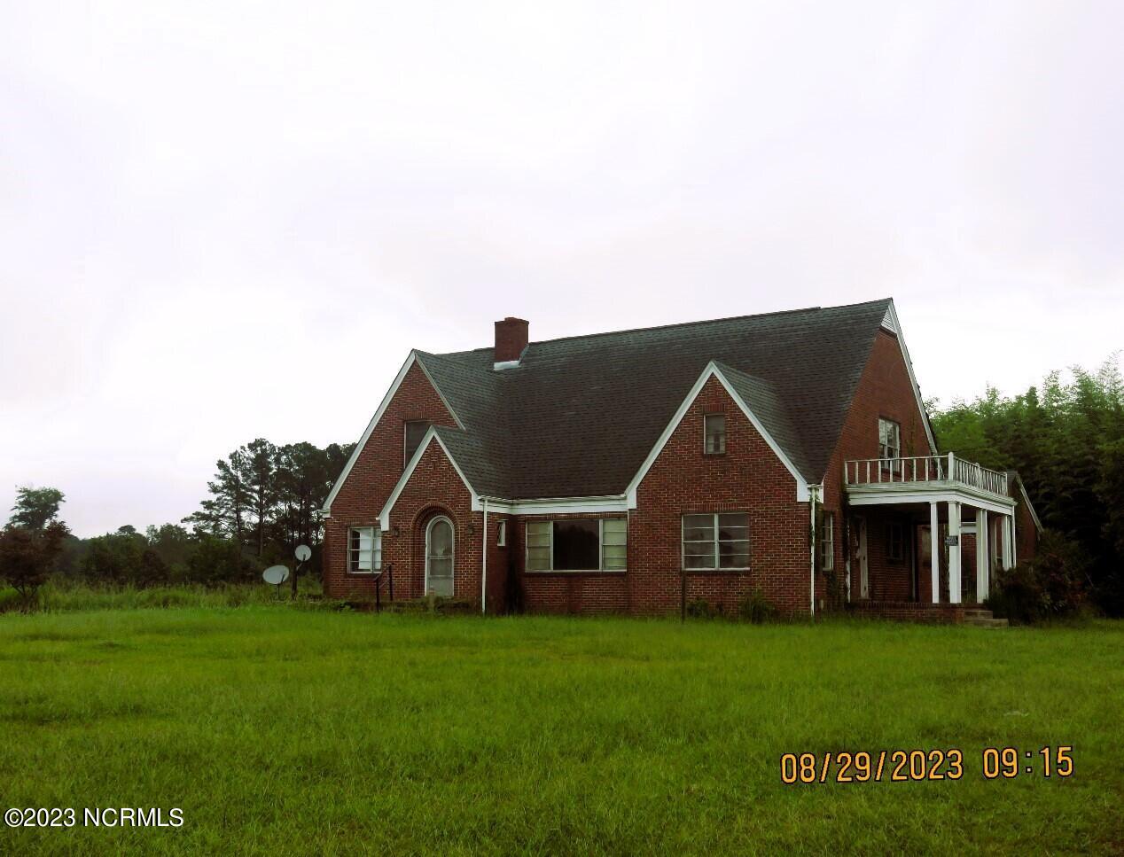 1522 Eden Church Road Snow Hill, NC 28580 - Photo 3 of 13 IMG_0014_1268x967