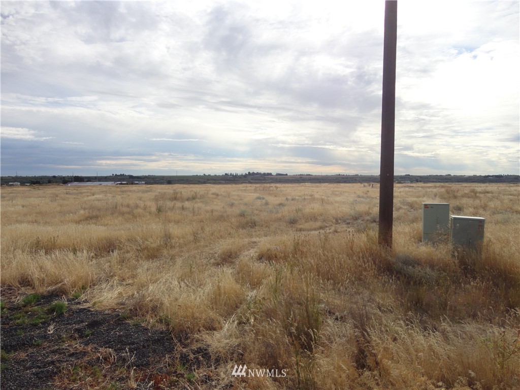 8 Rd H.8 Northeast Moses Lake, WA 98837 - Photo 6 of 8 Gallery Image 6