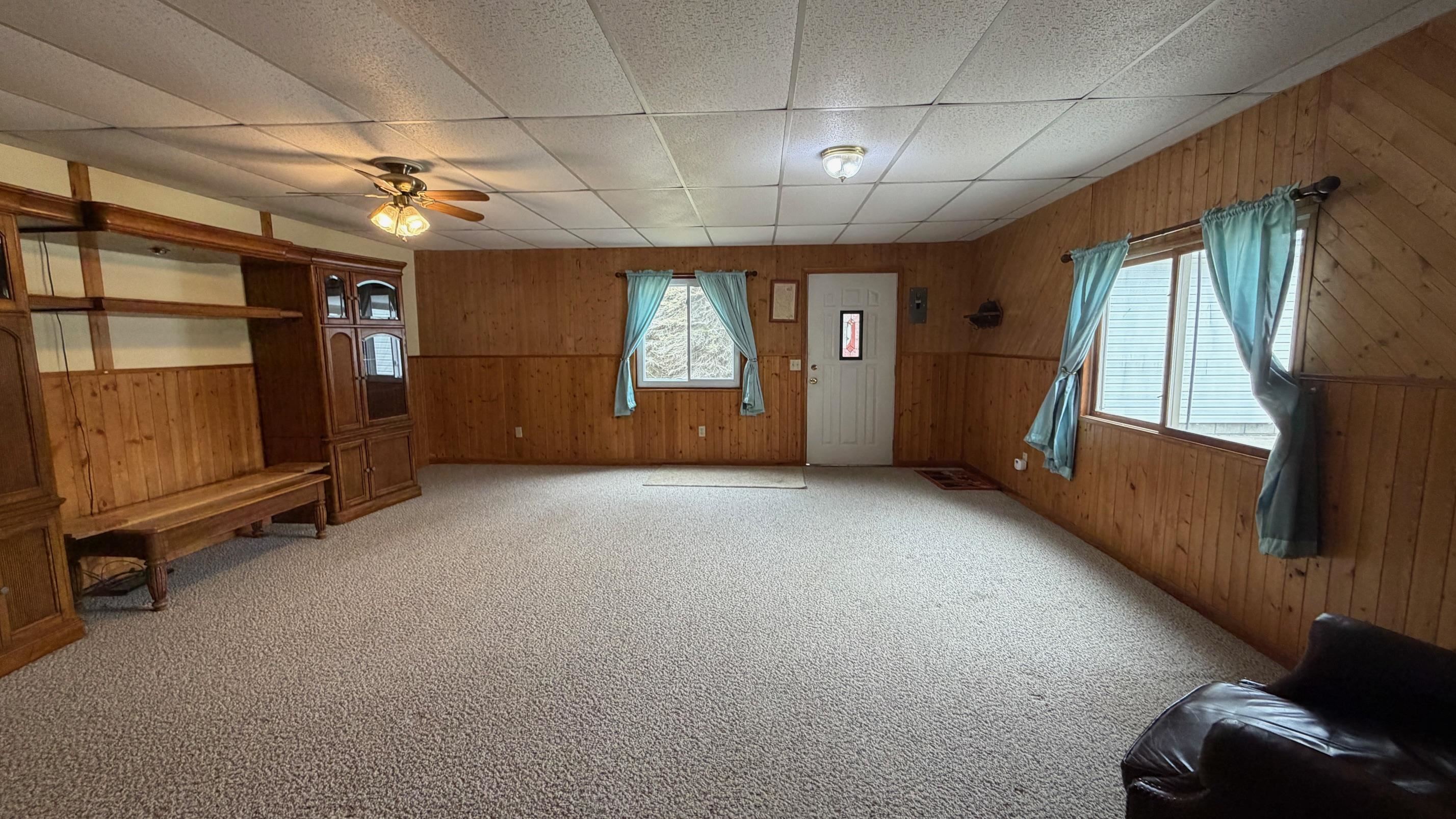 6455 North Geneva Road Coleman, MI 48618 - Photo 9 of 38