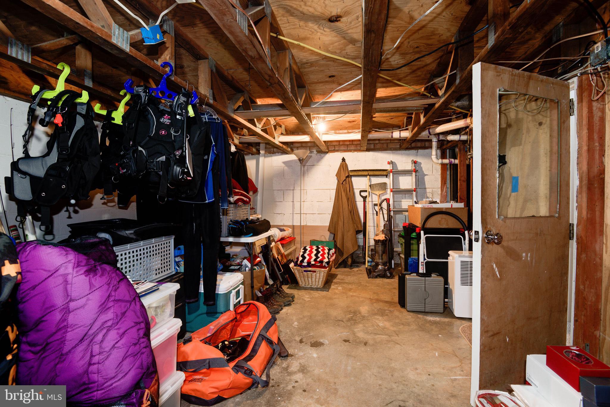 2080 Golf Course Drive Reston, VA 20191 - Photo 26 of 48