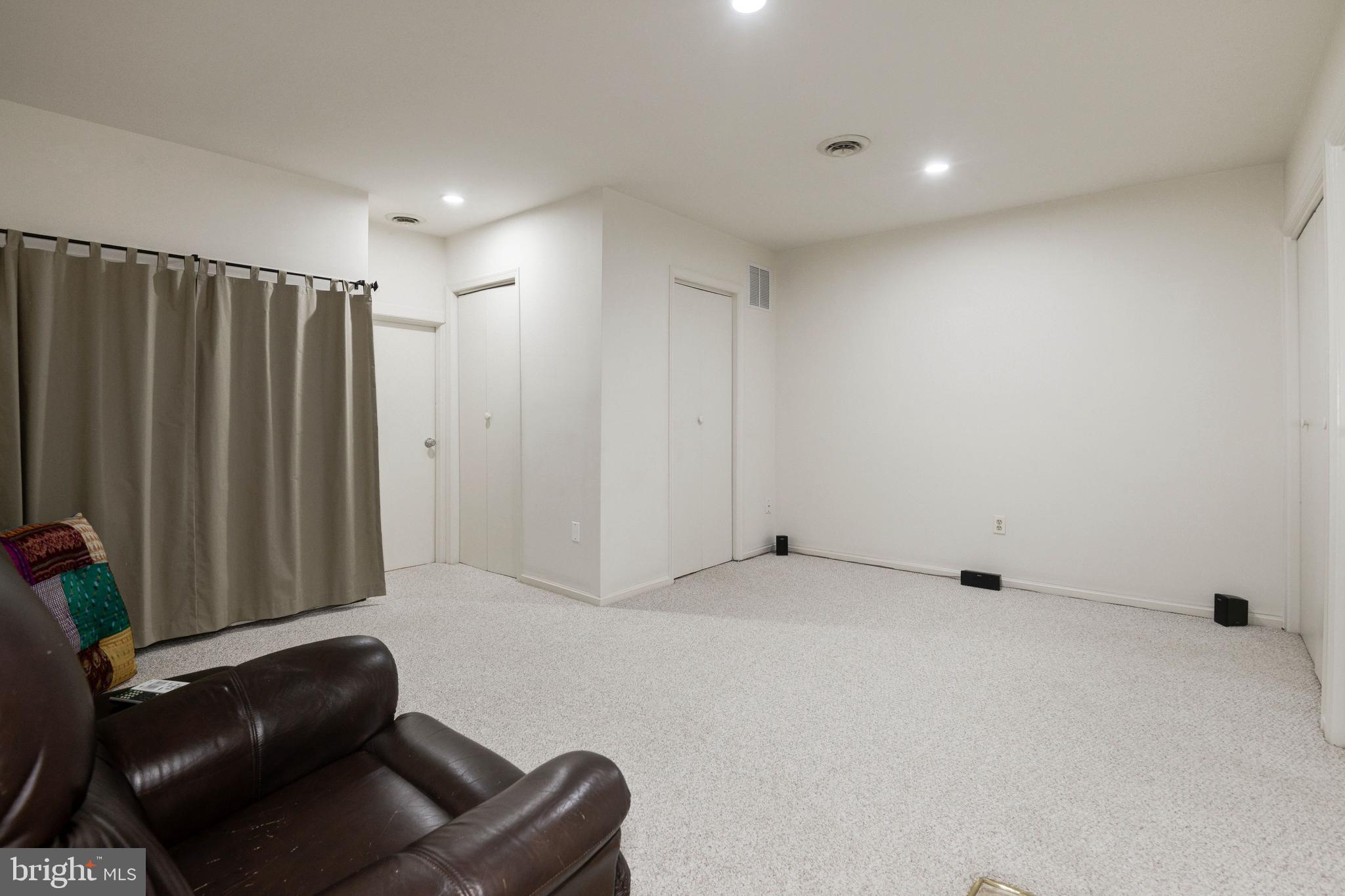 2080 Golf Course Drive Reston, VA 20191 - Photo 27 of 48