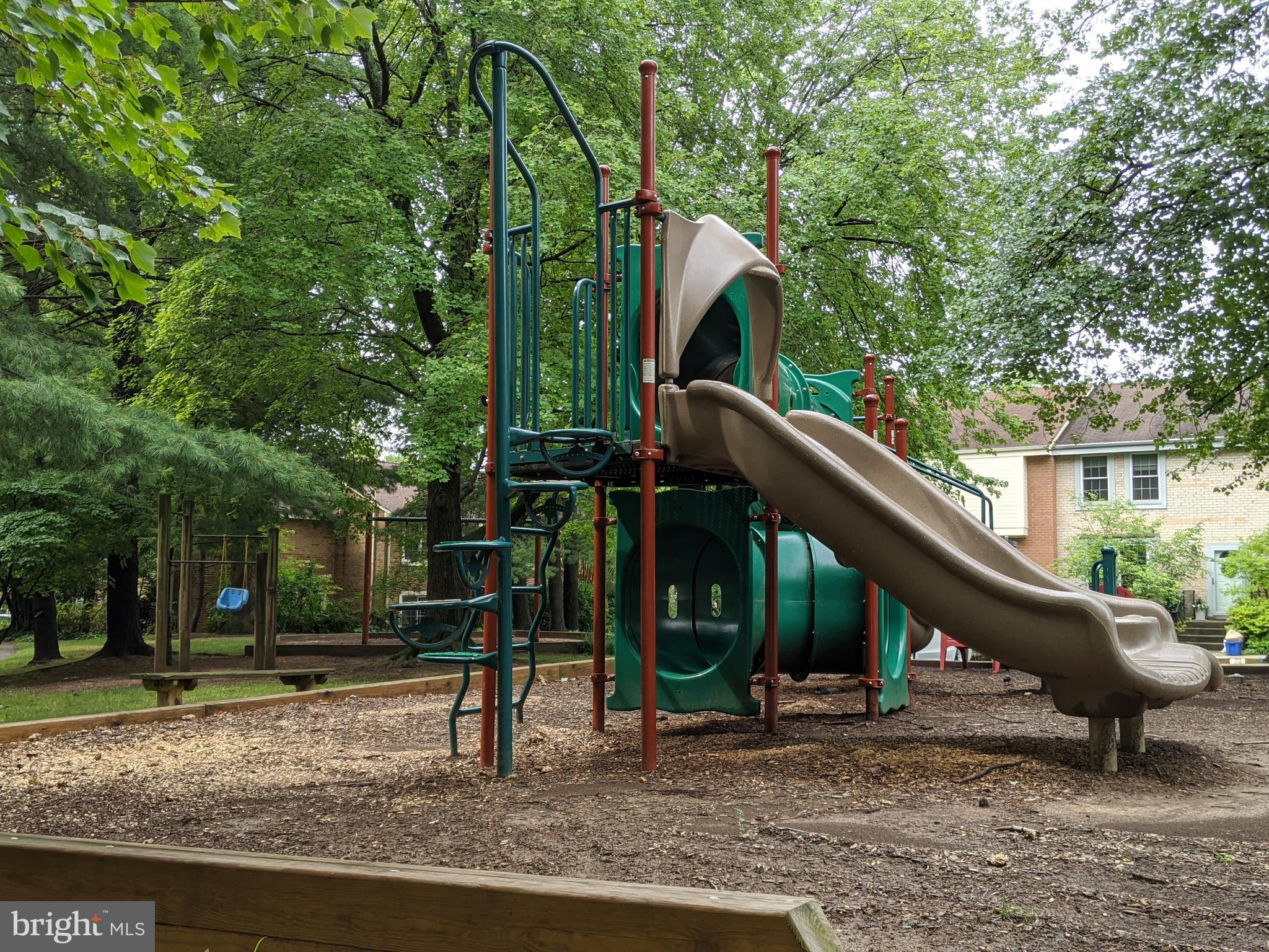 2080 Golf Course Drive Reston, VA 20191 - Photo 36 of 48