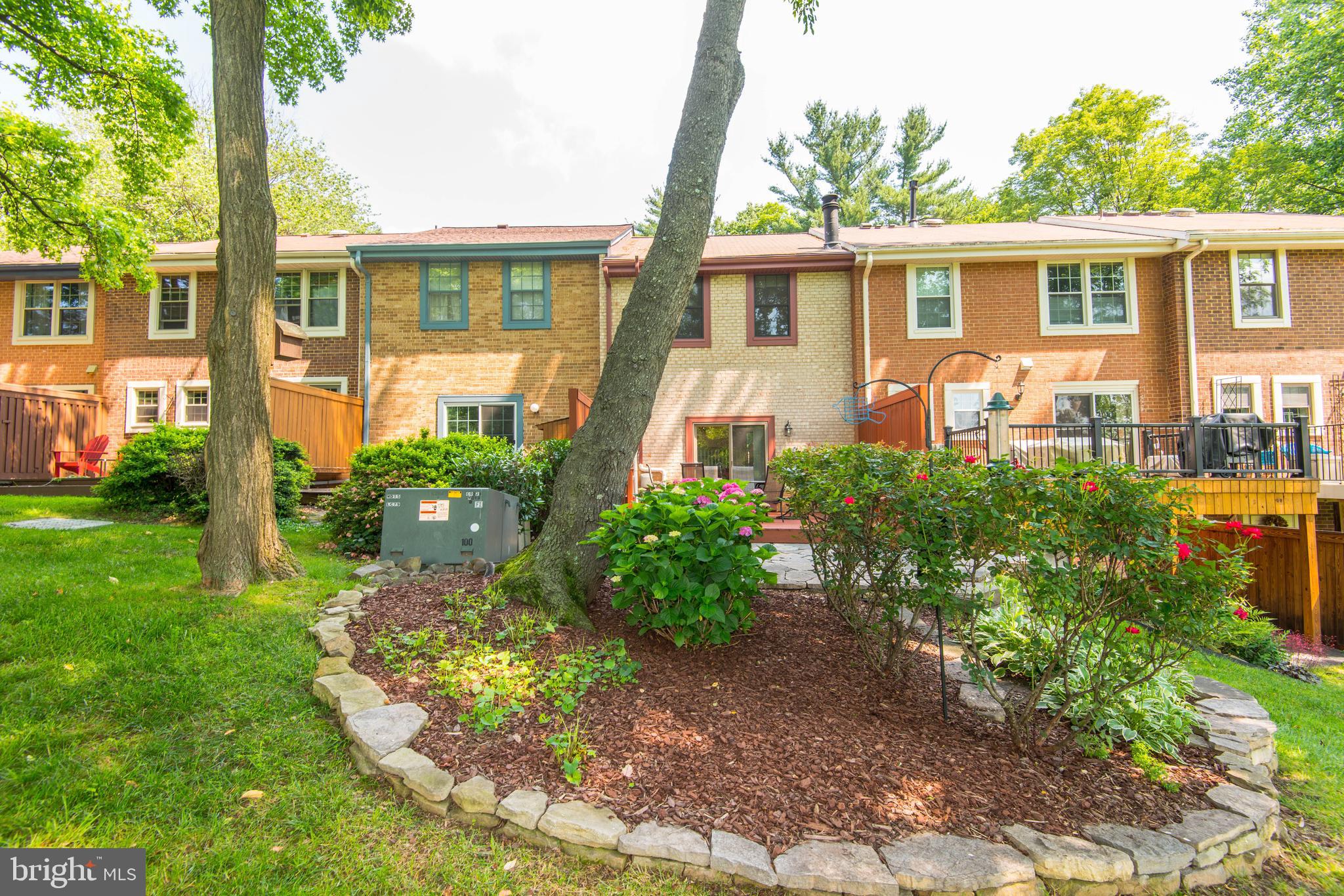 2080 Golf Course Drive Reston, VA 20191 - Photo 5 of 48