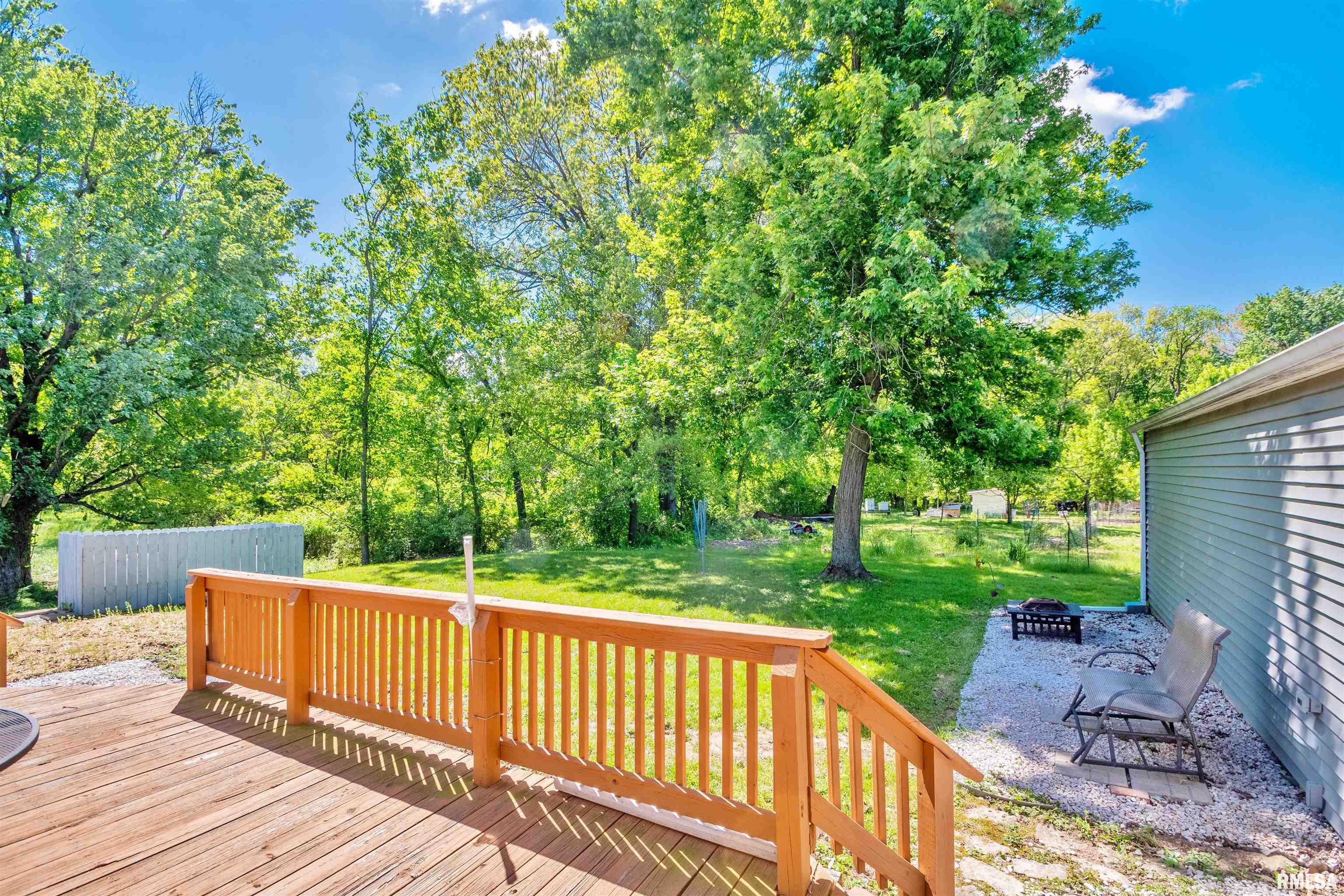 2401 Lakeview Road South Dahinda, IL 61428 - Photo 26 of 38