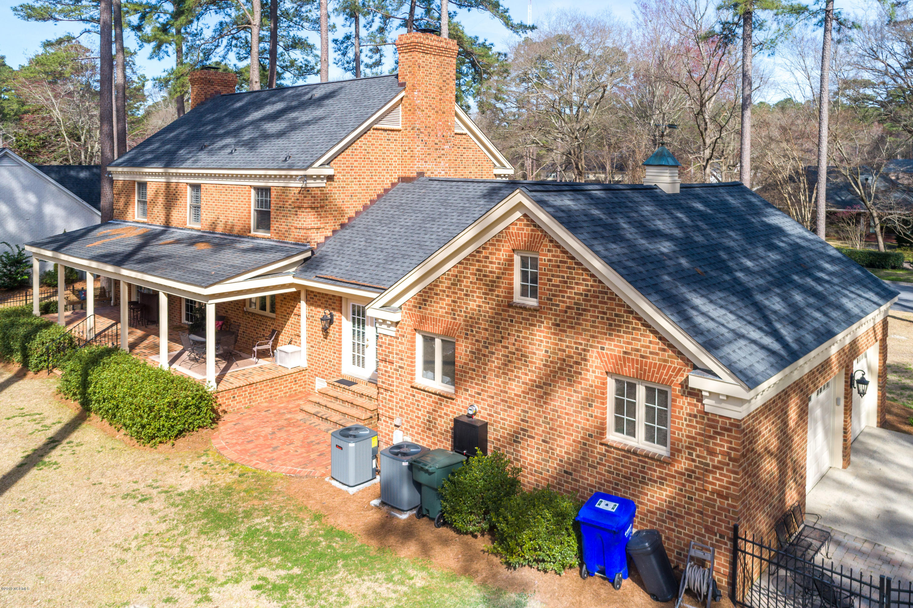 304 Pinewood Road Greenville, NC 27858 - Photo 10 of 61 304 Pinewood Rd-9