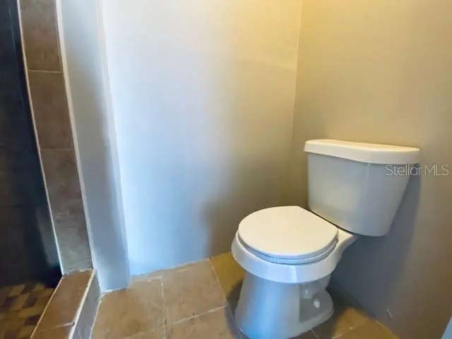 $895 | 9718 North Nebraska Avenue, Unit 2, Tampa, FL 33612