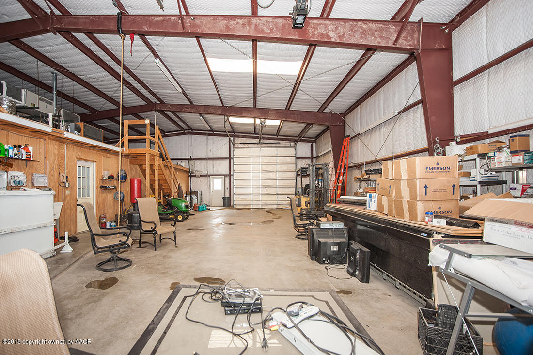 5220 West McCormick Road Amarillo, TX 79118 - Photo 8 of 25 garage area