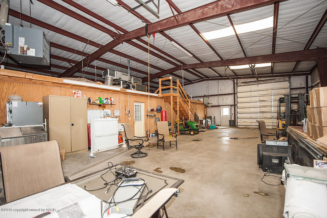 5220 West McCormick Road Amarillo, TX 79118 - Photo 9 of 25 garage area