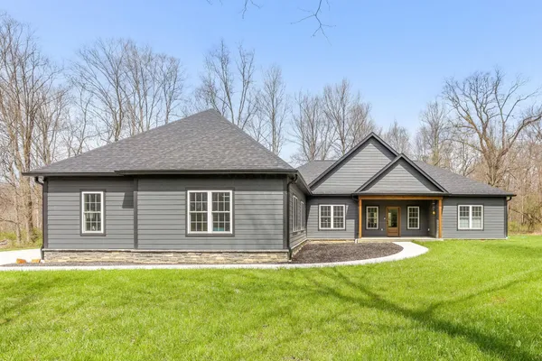 $1,100,000 | 271 Alan Way, Lithopolis, OH 43136