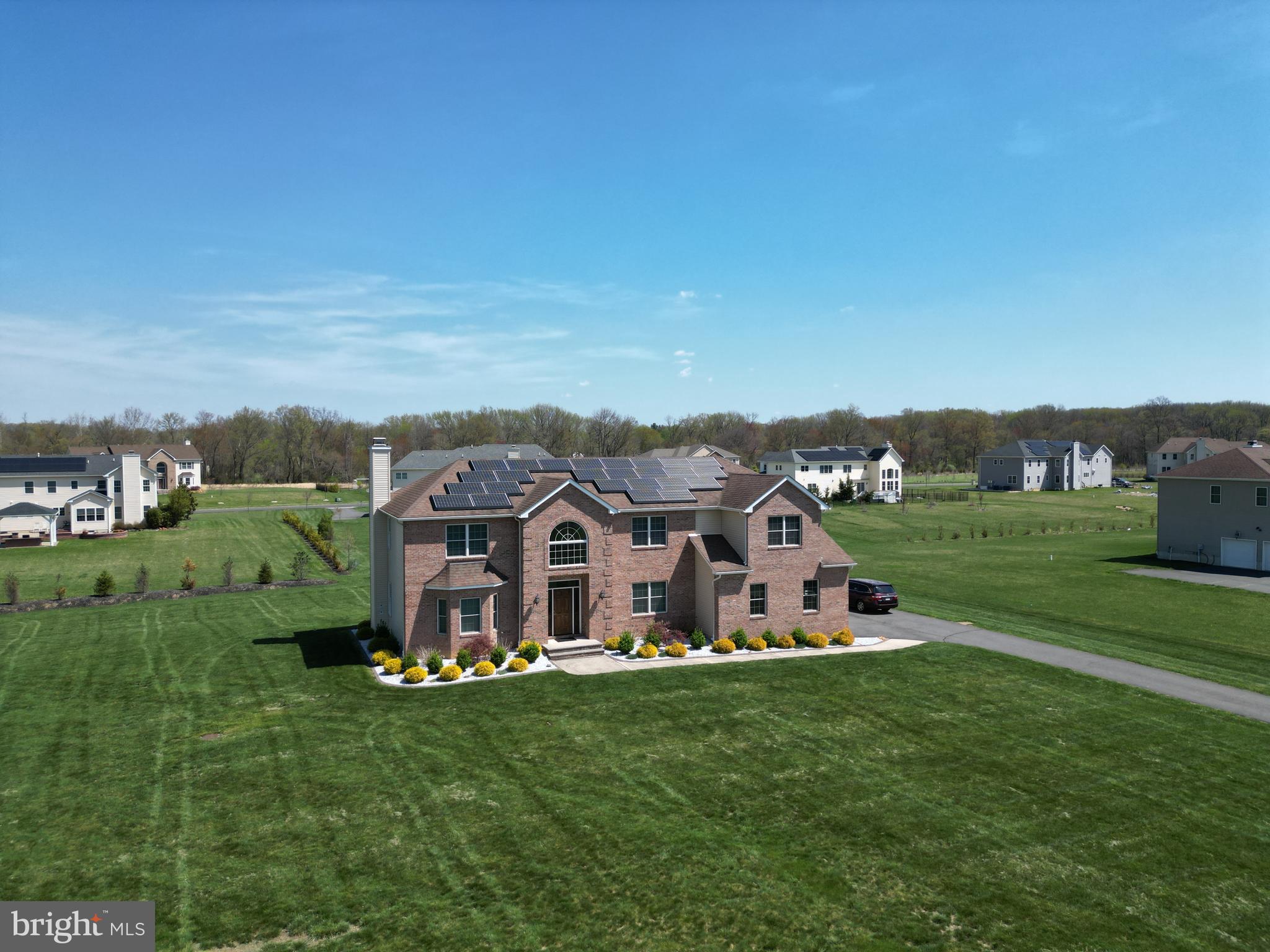 140 Hankins Road Hightstown, NJ 08520 - Photo 2 of 7