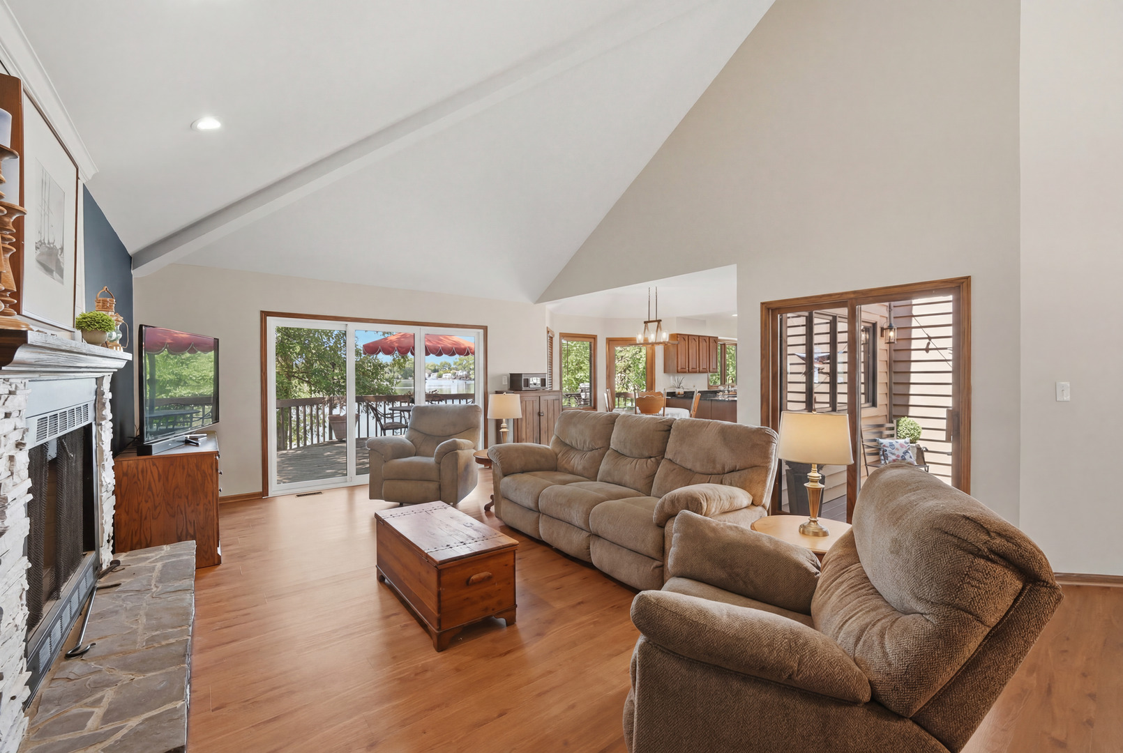534 Whispering Pines Road Lindenhurst, IL 60046 - Photo 29 of 50