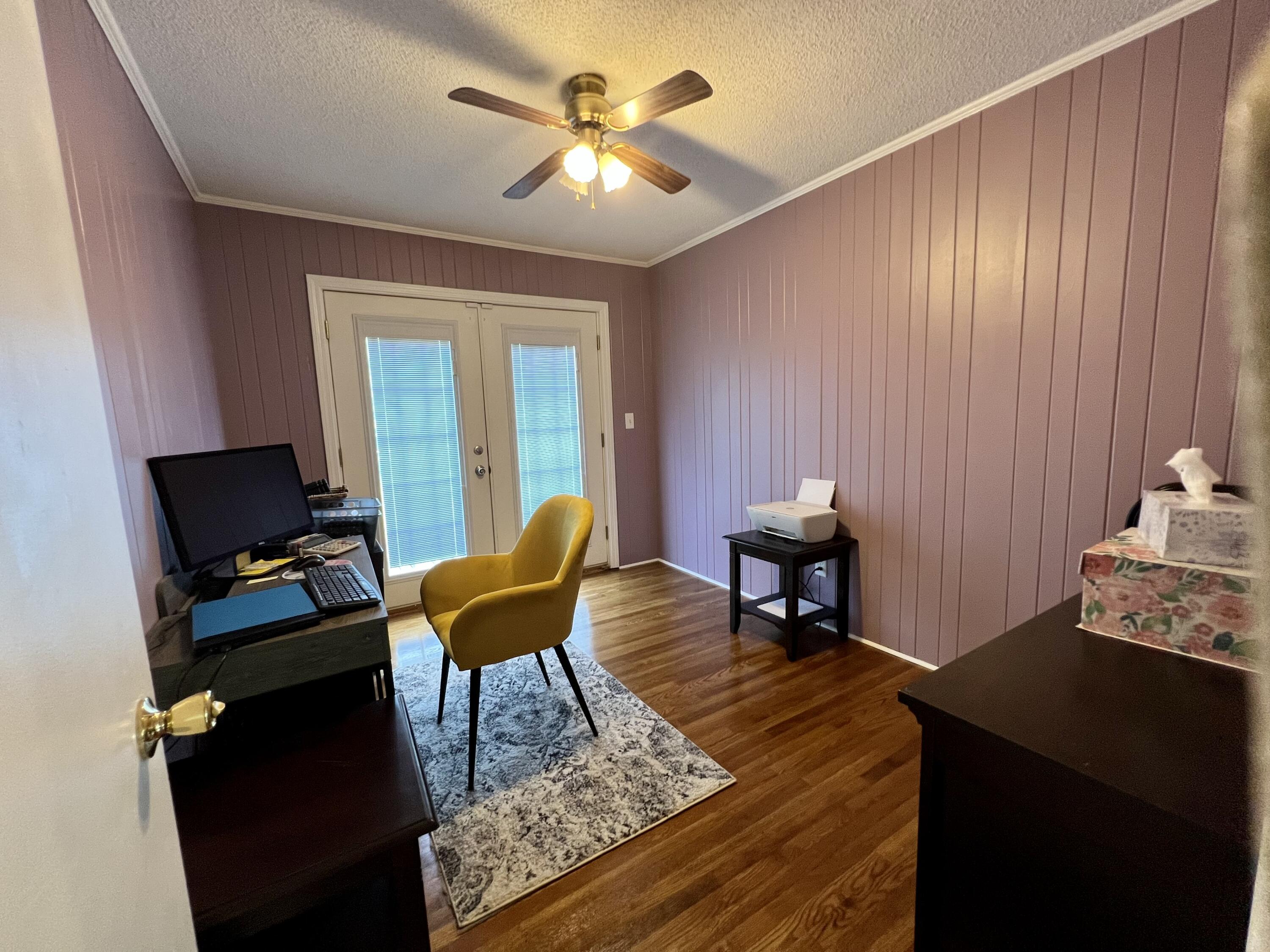 705 Cedar Valley Road Bristol, TN 37620 - Photo 22 of 39 IMG_3503