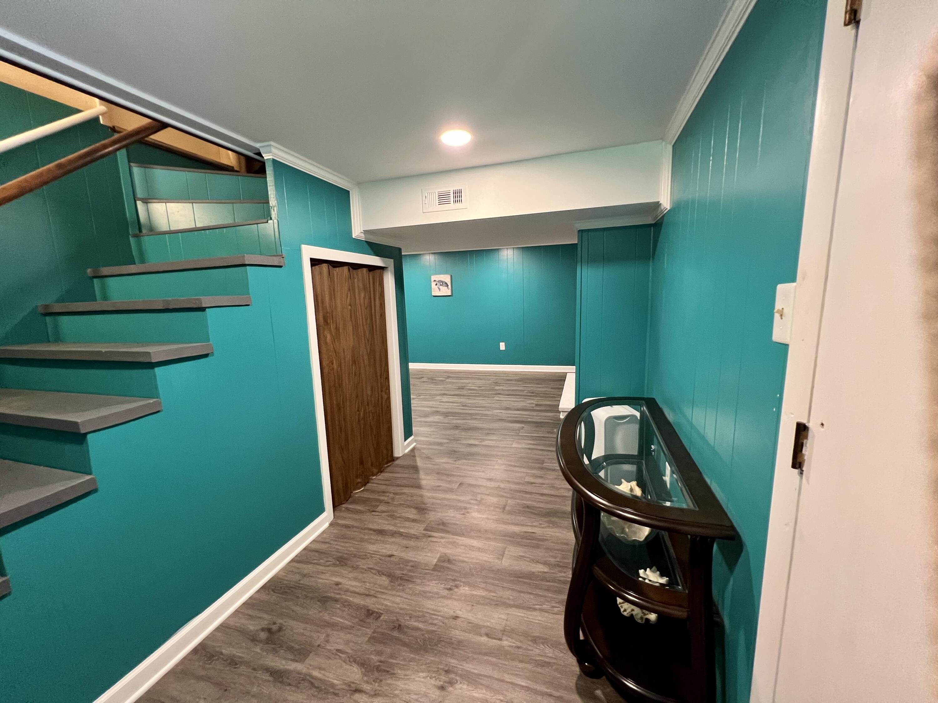 705 Cedar Valley Road Bristol, TN 37620 - Photo 26 of 39 IMG_3523