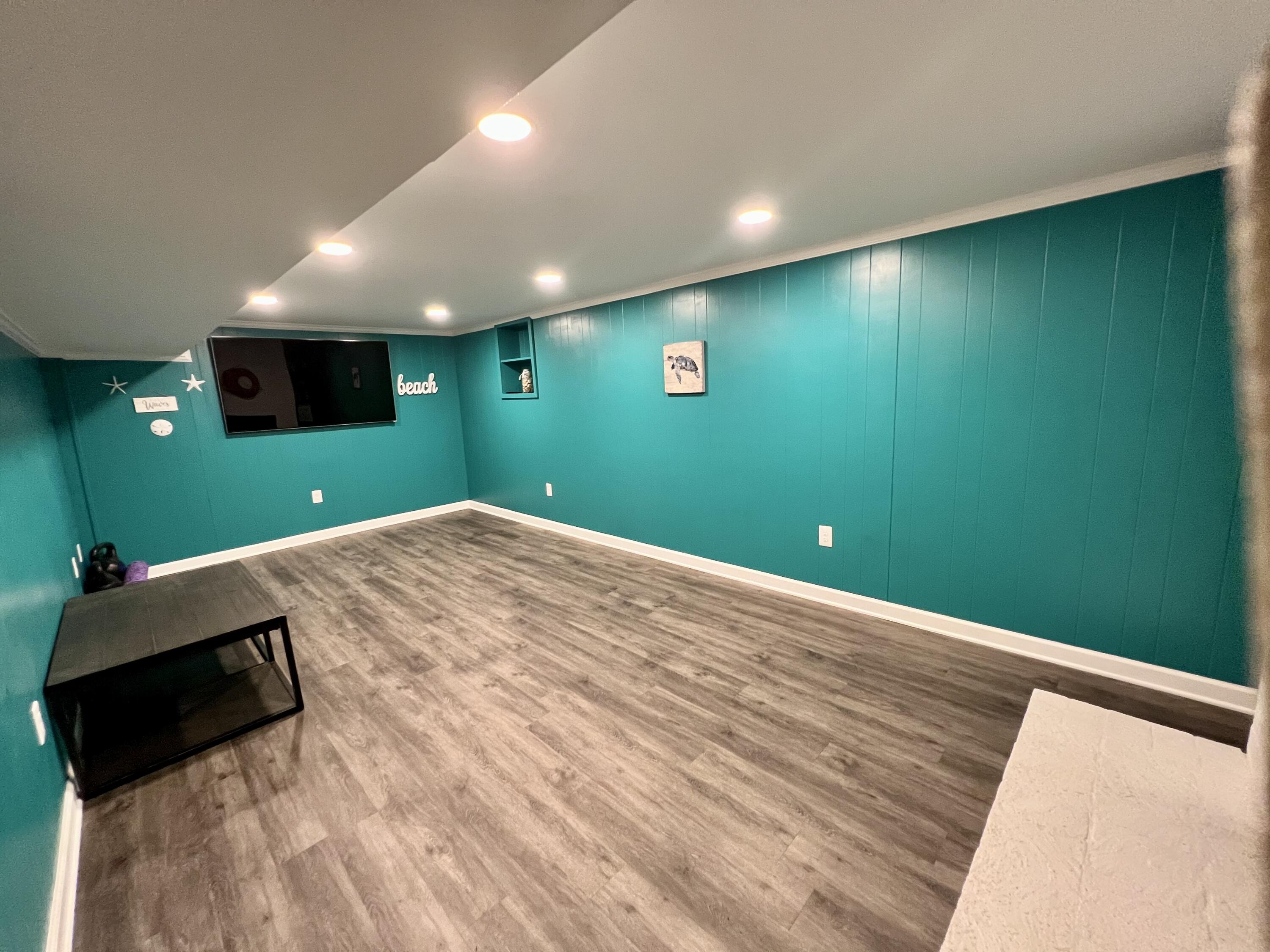 705 Cedar Valley Road Bristol, TN 37620 - Photo 28 of 39 IMG_3519