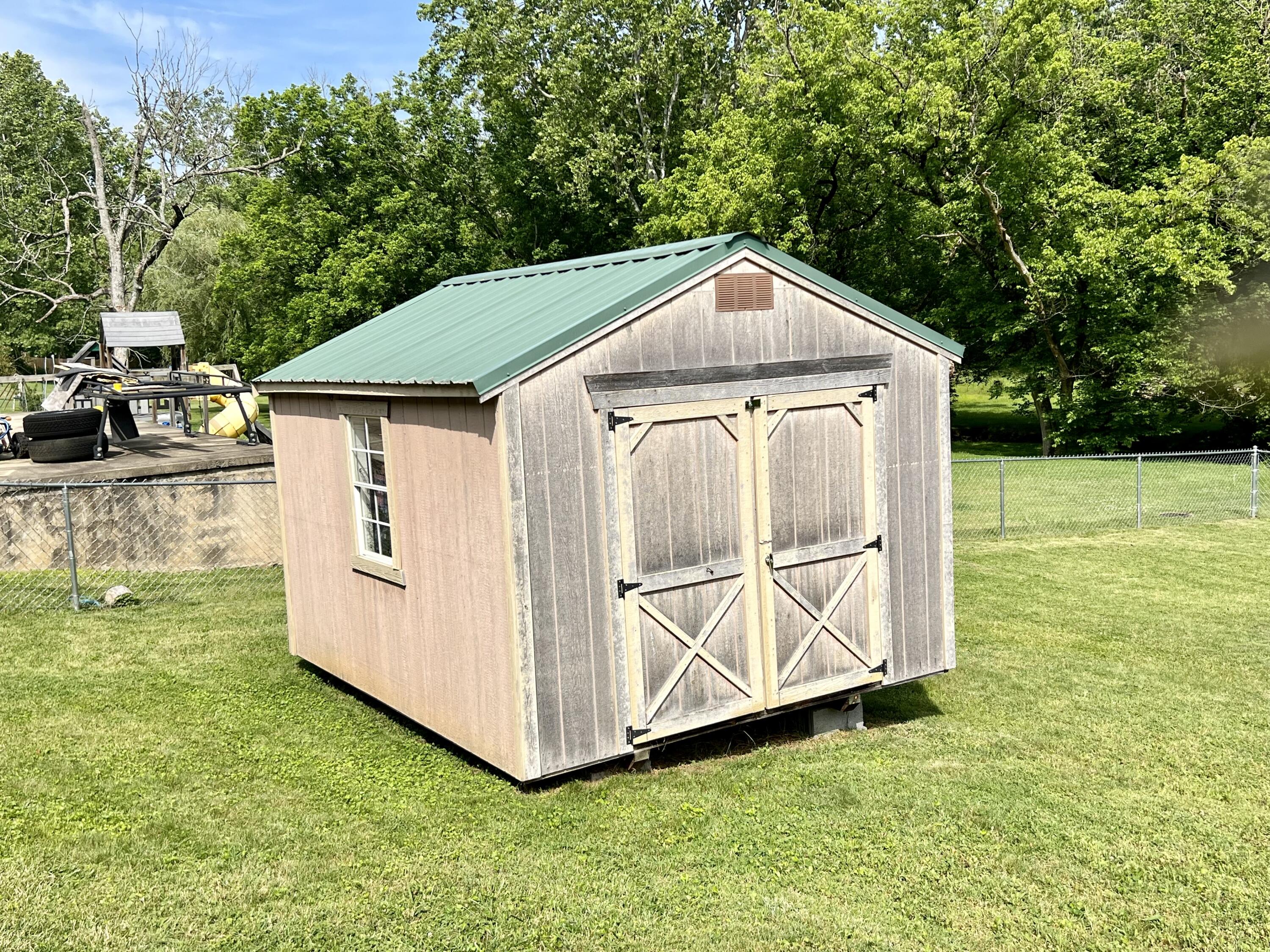 705 Cedar Valley Road Bristol, TN 37620 - Photo 34 of 39 IMG_3485