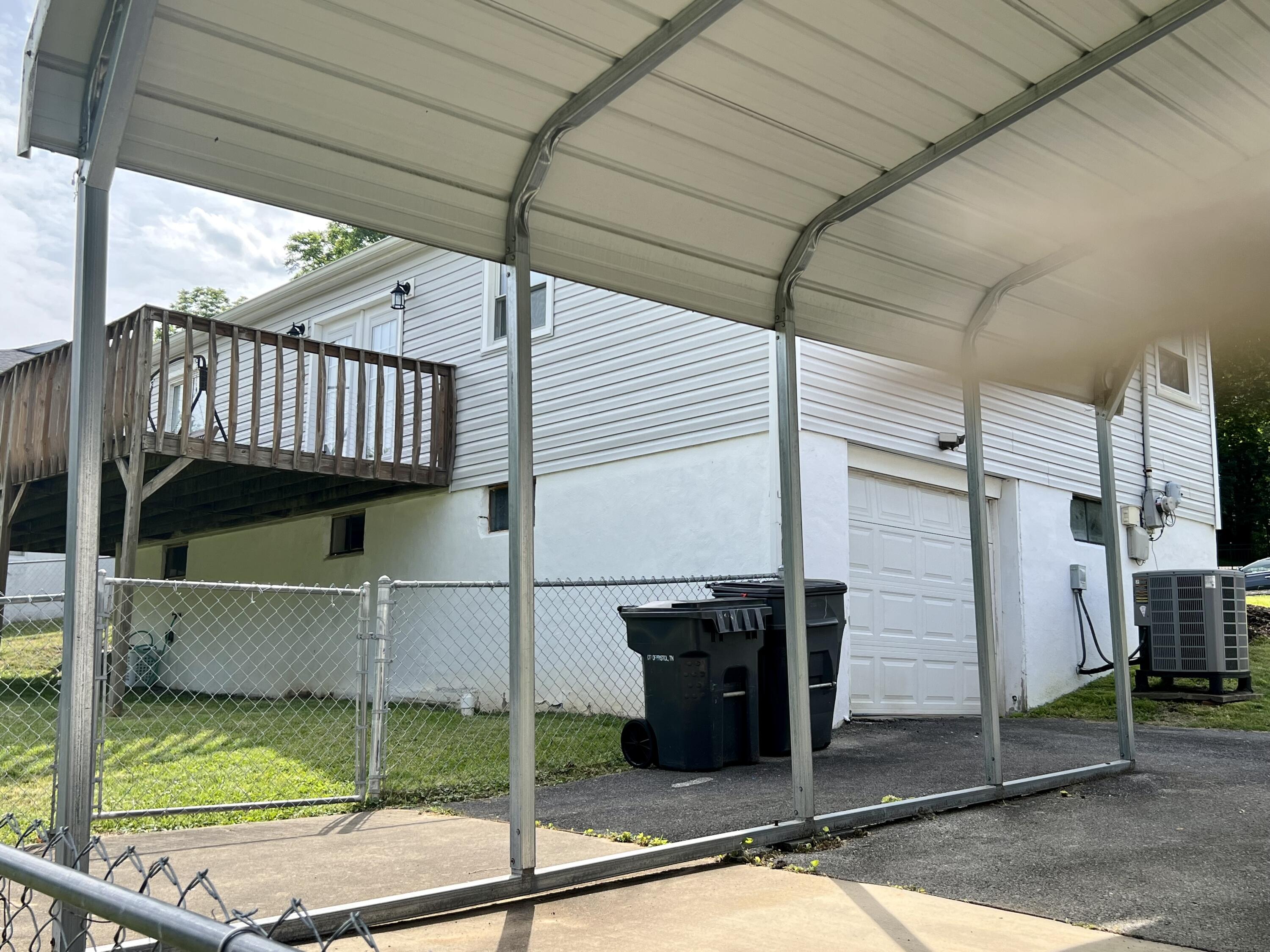 705 Cedar Valley Road Bristol, TN 37620 - Photo 35 of 39 IMG_3484