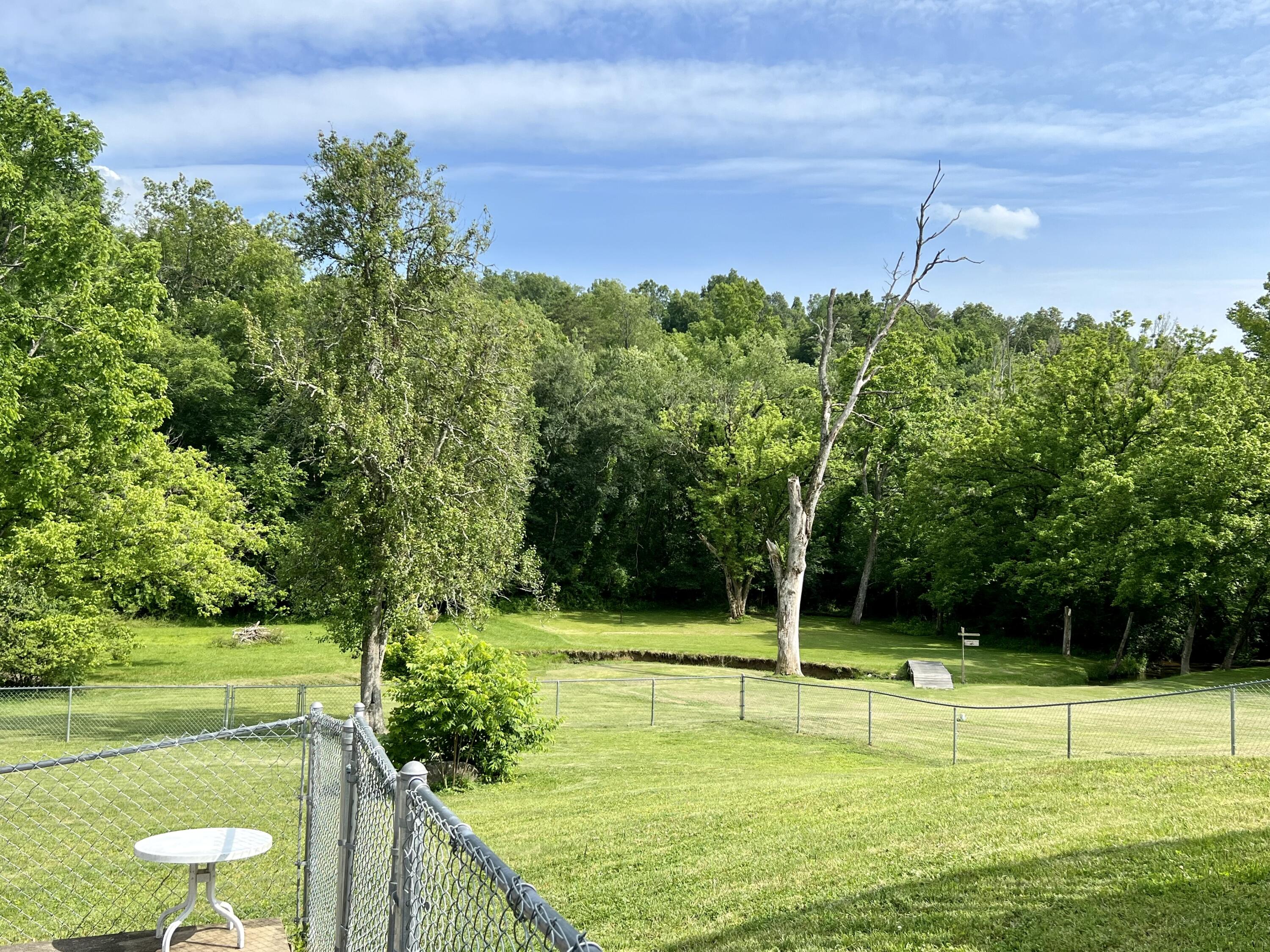 705 Cedar Valley Road Bristol, TN 37620 - Photo 37 of 39 IMG_3476