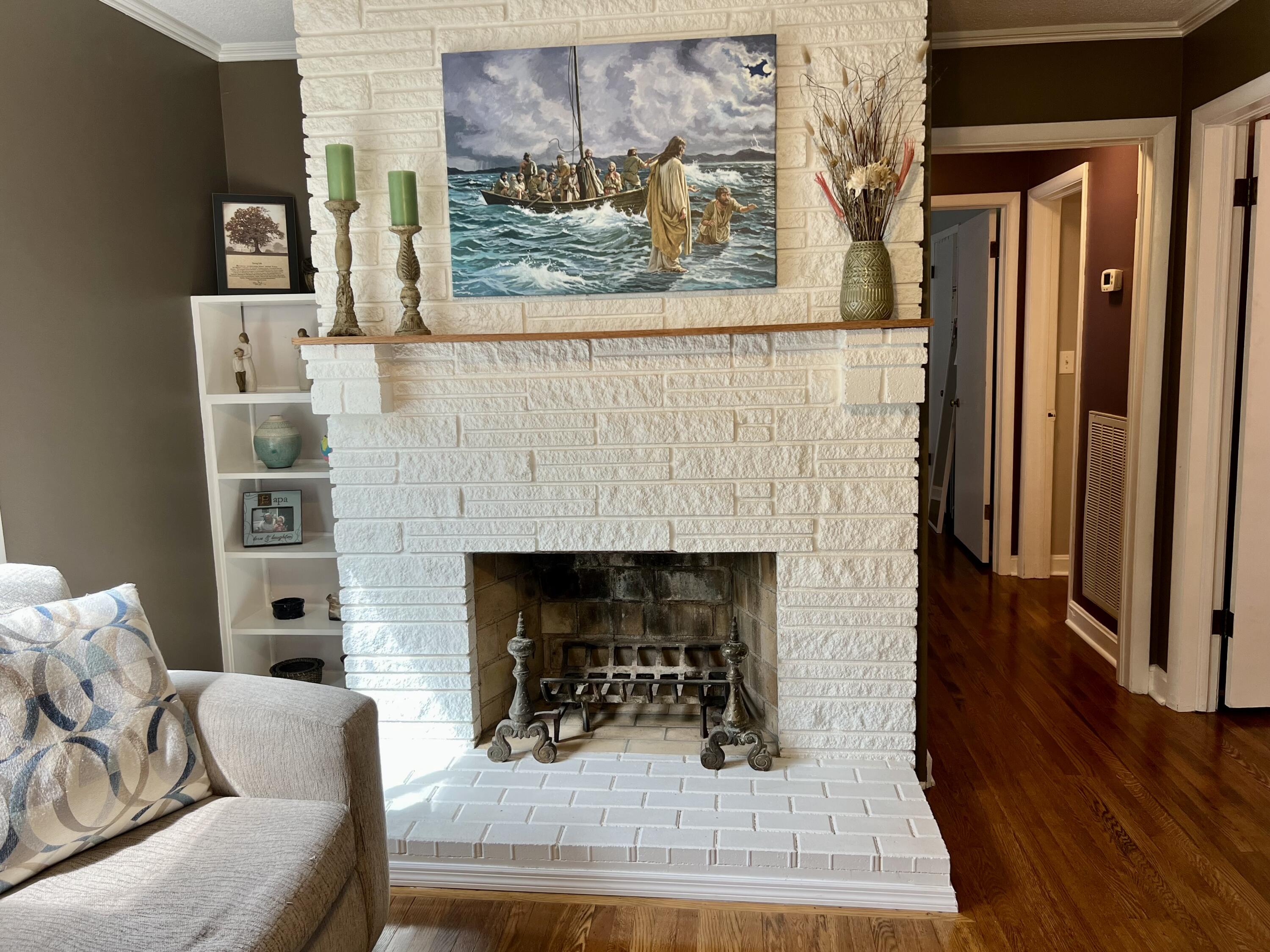 705 Cedar Valley Road Bristol, TN 37620 - Photo 10 of 39 IMG_3496