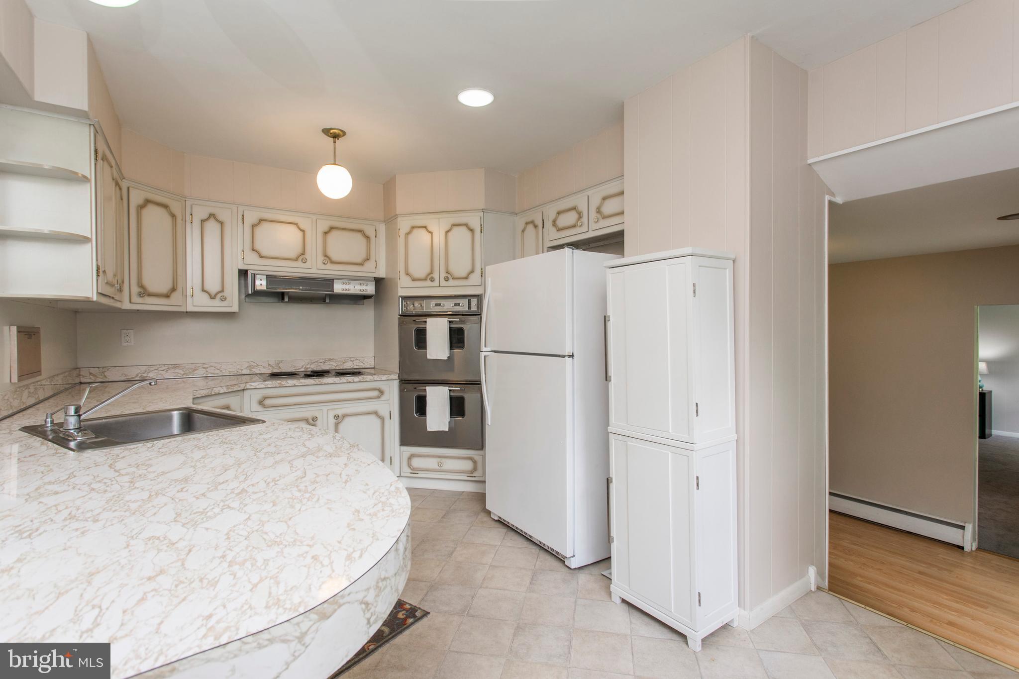 505 Ellis Road Havertown, PA 19083 - Photo 13 of 47 Kitchen