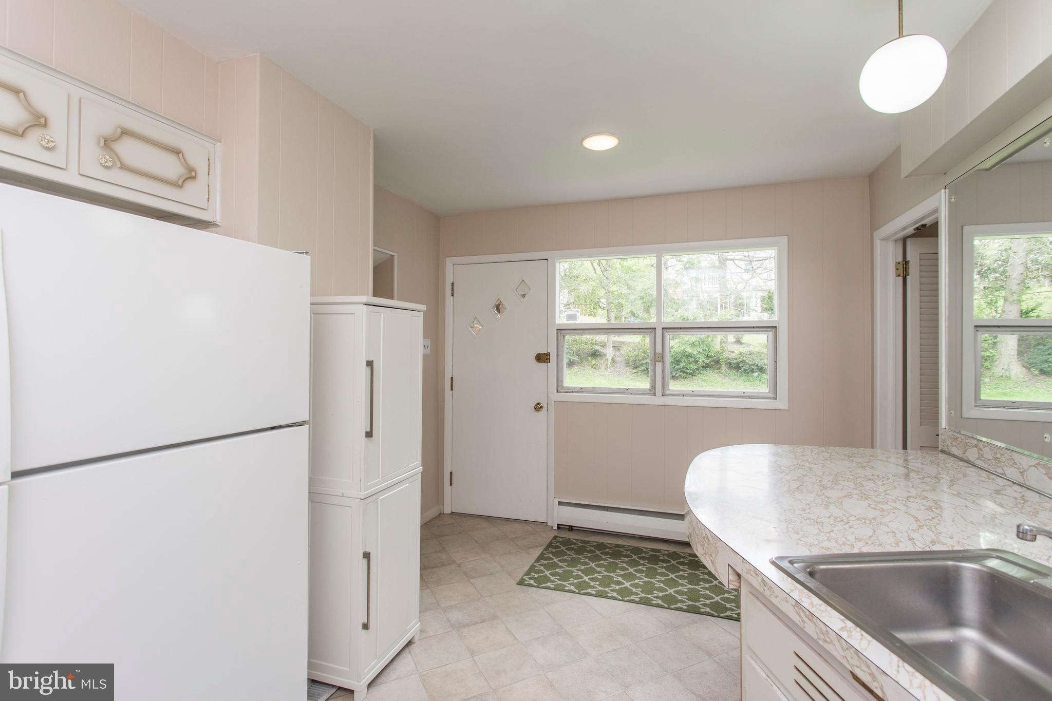 505 Ellis Road Havertown, PA 19083 - Photo 15 of 47 Kitchen