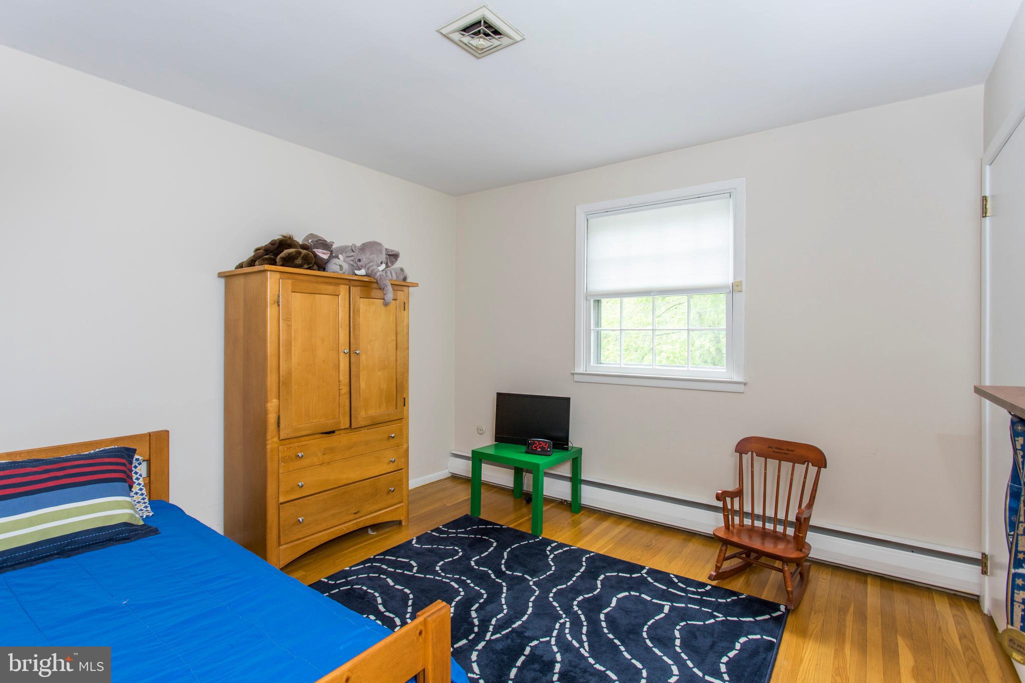 505 Ellis Road Havertown, PA 19083 - Photo 32 of 47 Bedroom 2