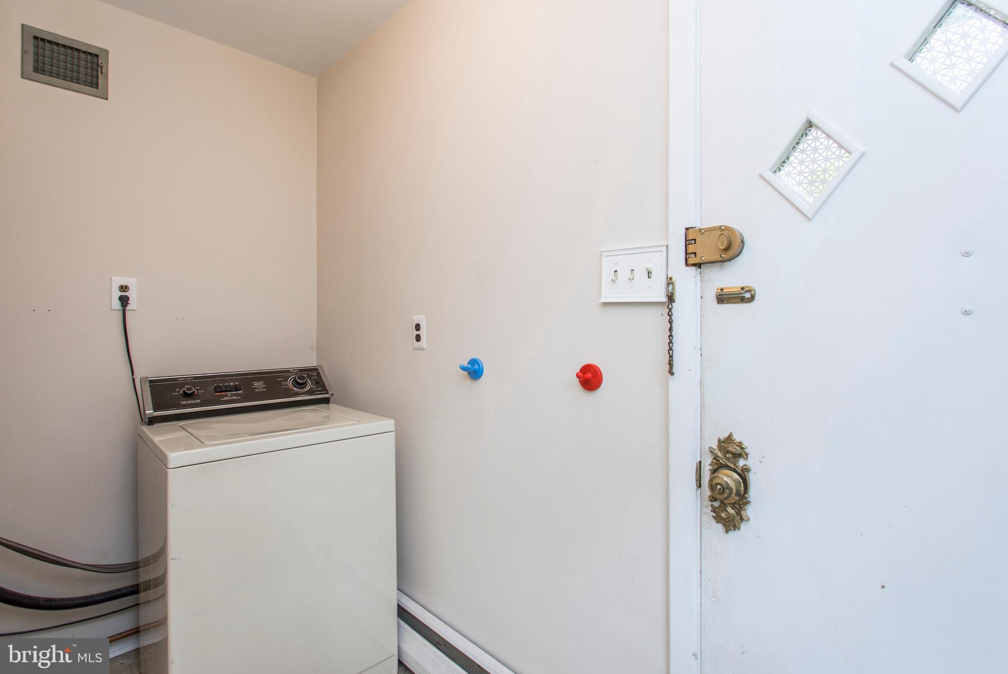 505 Ellis Road Havertown, PA 19083 - Photo 41 of 47 Laundry Room