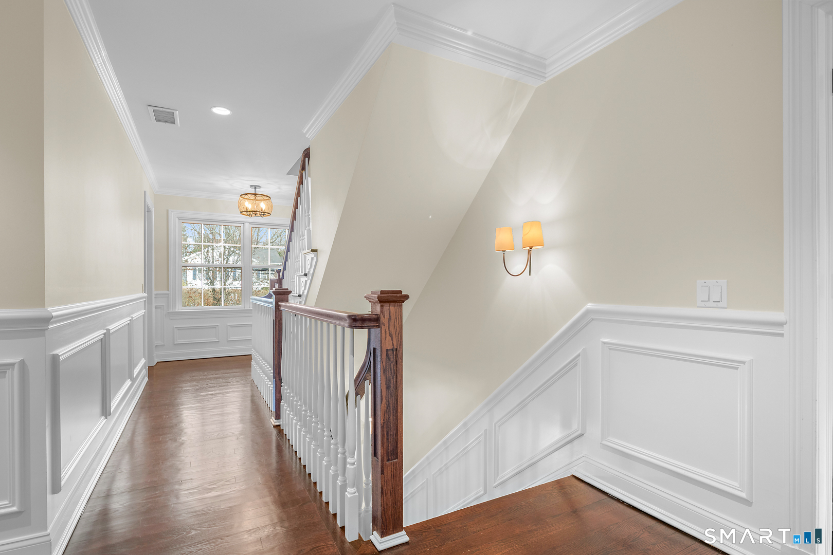 93 Mansfield Avenue Darien, CT 06820 - Photo 12 of 30 2nd Floor