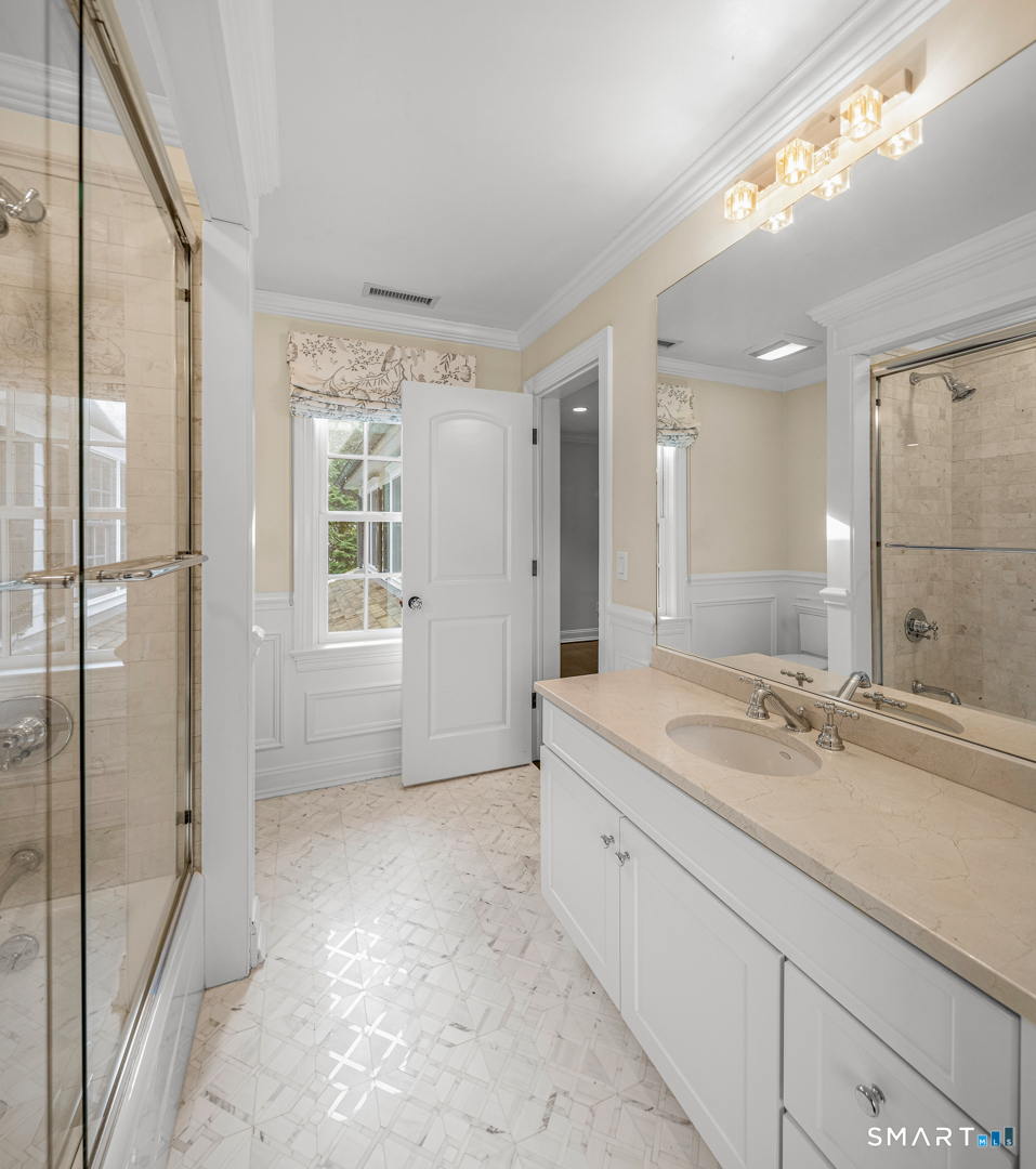 93 Mansfield Avenue Darien, CT 06820 - Photo 16 of 30 Ensuite Bathroom