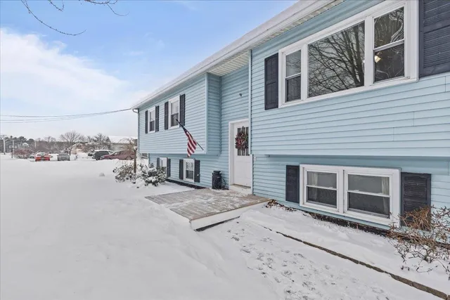 $400,000 | 154 Lake Road, Milton, VT 05468