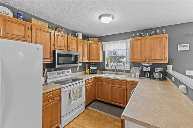 $400,000 | 154 Lake Road, Milton, VT 05468