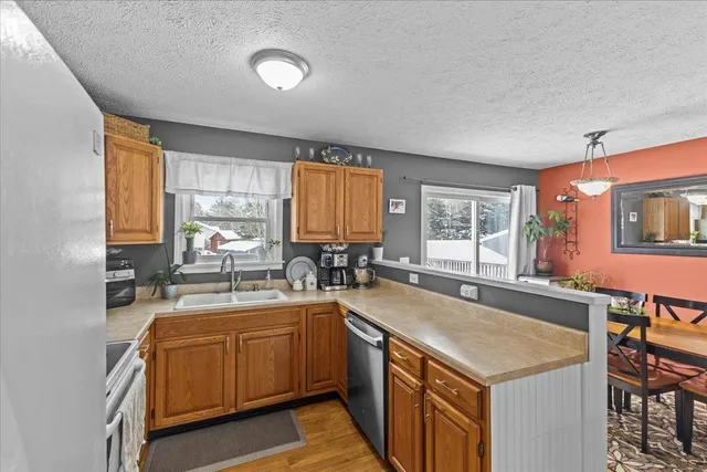 $400,000 | 154 Lake Road, Milton, VT 05468