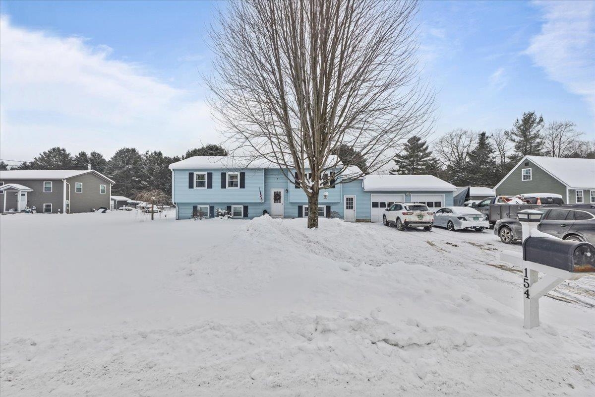 154 Lake Road Milton, VT 05468 - Photo 2 of 33 Gallery Image 2