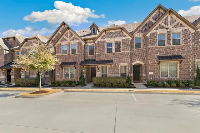 $3,200 | 4158 Shavano Drive, Frisco, TX 75034