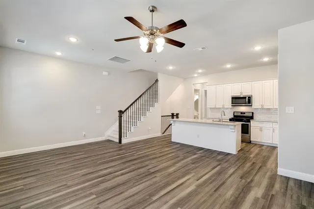 $3,200 | 4158 Shavano Drive, Frisco, TX 75034