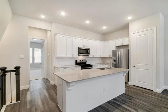 $3,200 | 4158 Shavano Drive, Frisco, TX 75034