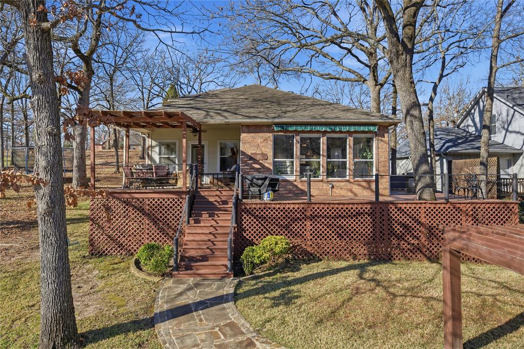 5262 Rio Vista Malakoff, TX 75148 - Photo 28 of 29 a view of a chair and tables in the patio
