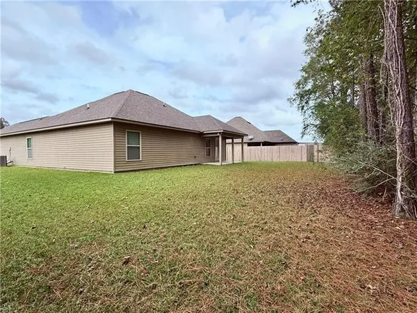 $1,700 | 42594 Sac-Au-Lait Drive, Ponchatoula, LA 70454