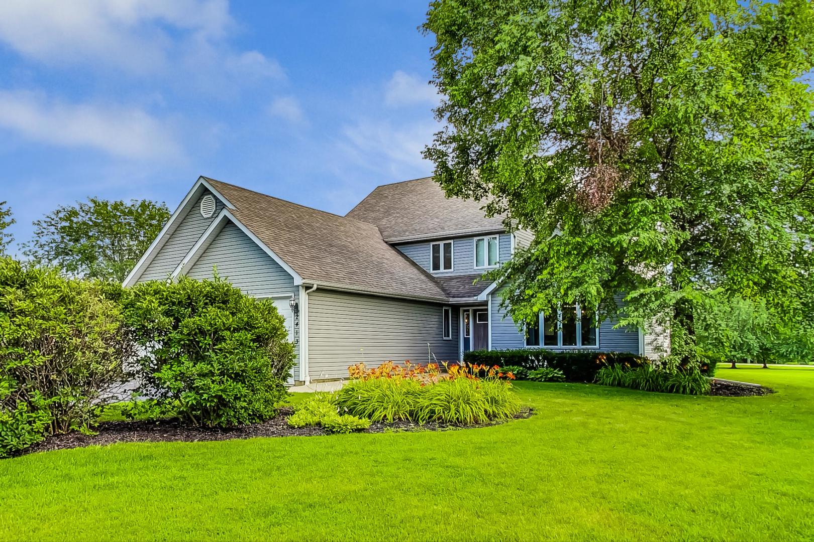2413 Falcon Lane Spring Grove, IL 60081 - Photo 1 of 54 Gallery Image 1