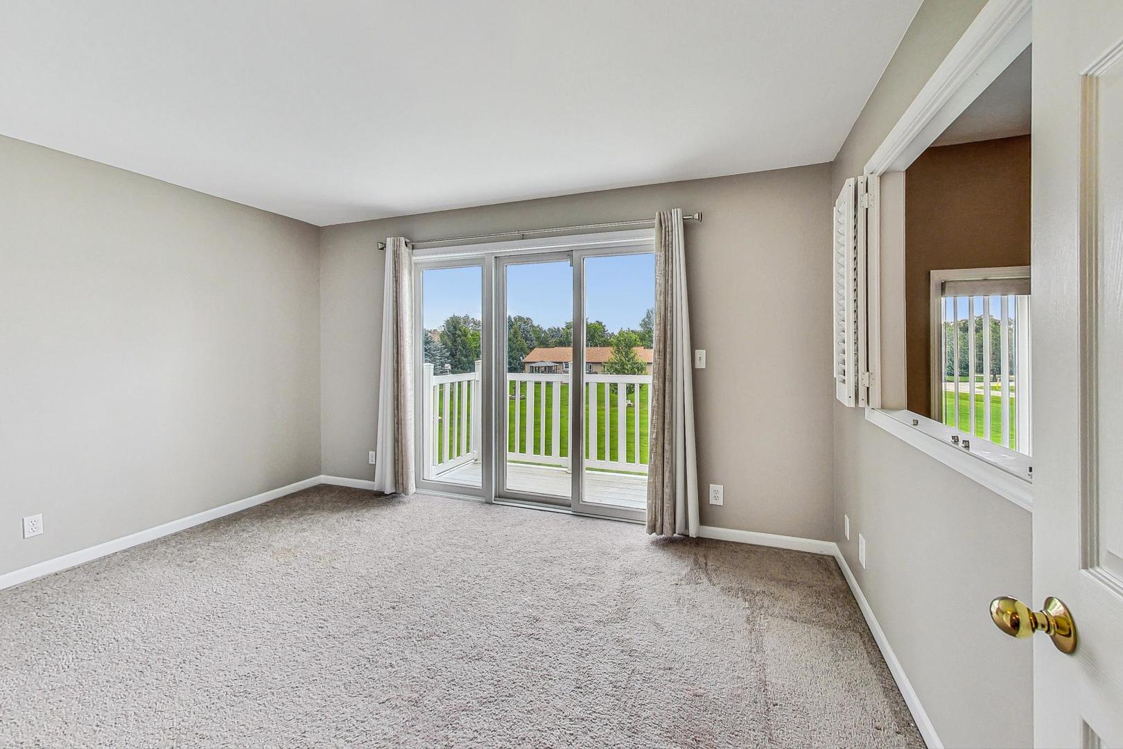 2413 Falcon Lane Spring Grove, IL 60081 - Photo 34 of 54 Gallery Image 34